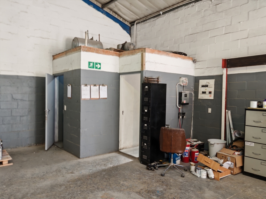 To Let commercial Property for Rent in Broadlands Western Cape